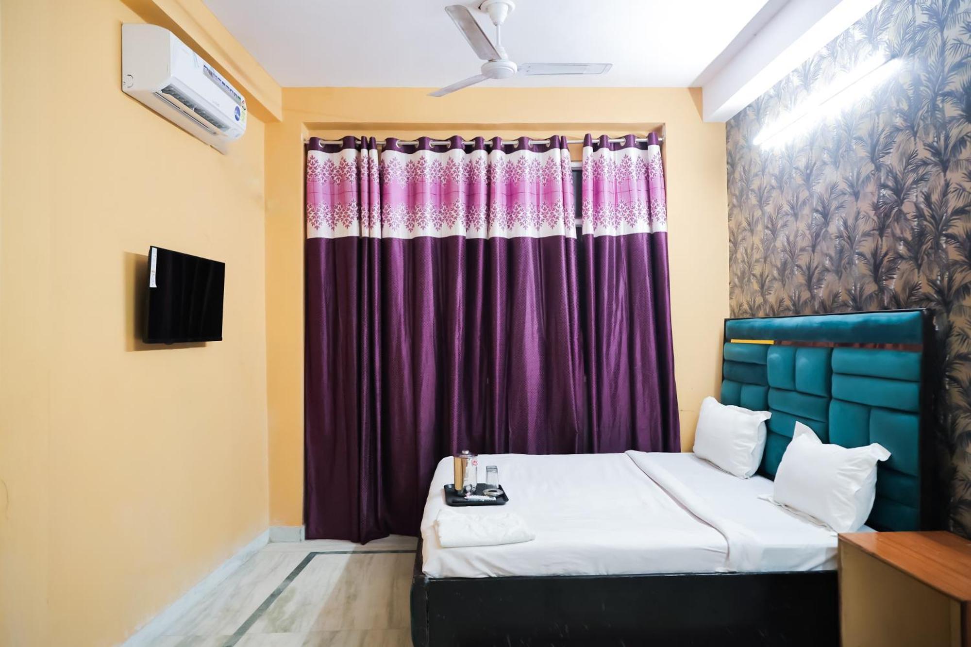 Mannat Stay Hotel - Laxmi Nagar Ню Делхи Екстериор снимка